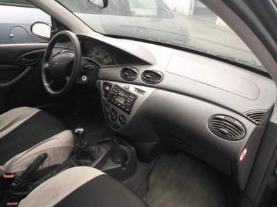 Ford Focus 1.6i 16V cat SW Zetec Blu/Azzurro usata Alba