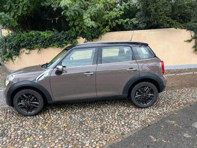 MINI Countryman Mini Cooper D Countryman Automatica Marrone usata Capriolo
