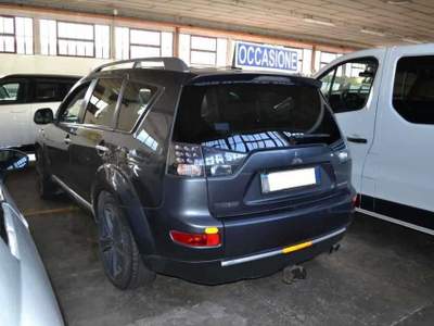 Mitsubishi Outlander 2.0 DI-D Instyle 7 p.ti Grigio usata Castelnuovo Rangone