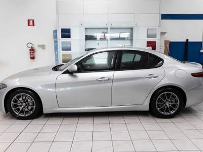 Alfa Romeo Giulia 2.2 Turbodiesel 150 CV AT8 Business Grigio usata Silea