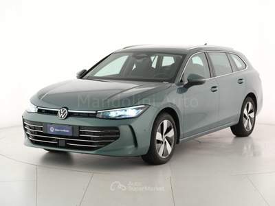 Volkswagen Passat 1.5 etsi act 150cv business dsg Verde usata Brescia