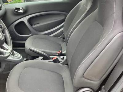 Smart ForTwo 90 0.9 T twinamic cabrio Passion Nero usata Nicosia