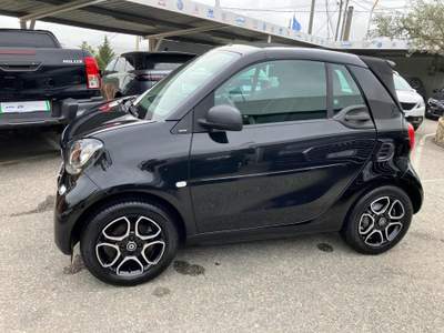 Smart ForTwo 90 0.9 T twinamic cabrio Passion Nero usata Nicosia