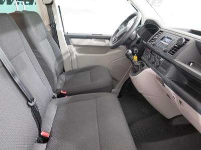 Volkswagen Caravelle 2.0 TDI 150CV 4 Motion Bianco usata Castelnuovo Rangone
