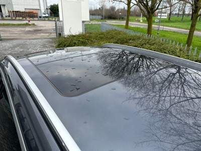 BMW Serie 3 320d d Touring Business Advantage Grigio usata Magenta