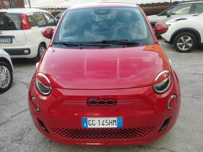 Fiat 500e RED Rosso usata Roma