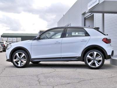 Audi A1 Allstreet 1.0 (30) Tfsi 116cv S-tr. Ident. Contr. Bianco usata Civita Castellana