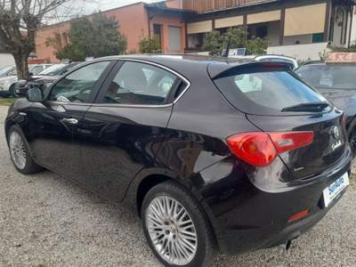 Alfa Romeo Giulietta 1.6 JTDm-2  Distinctive Nero usata Castel San Pietro Terme