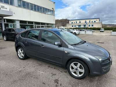 Ford Focus/Focus C-Max 1.8 TDCi (115CV) 5p. Grigio usata Ceppaloni