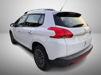 Peugeot 2008 1.2 VTi 82CV Allure OK NEO PATENTATI Bianco usata Oderzo