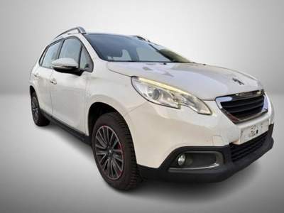 Peugeot 2008 1.2 VTi 82CV Allure OK NEO PATENTATI Bianco usata Oderzo
