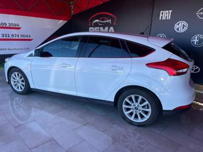 Ford Focus 1.5 TDCi 120 CV Start&Stop Powershift Titanium Bianco usata Quartucciu