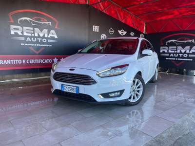 Ford Focus 1.5 TDCi 120 CV Start&Stop Powershift Titanium Bianco usata Quartucciu