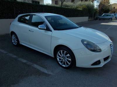 Alfa Romeo Giulietta 1.4 Turbo Distinctive Bianco usata Montecassiano