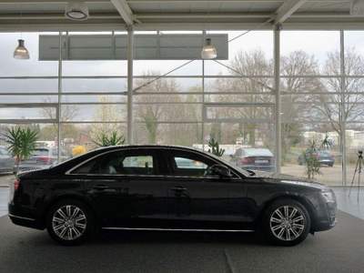 Audi A8 Audi A8 L 4.0 v8 FSI Quattro Tiptronic BLINDATA VR9 armoured  Nero usata Roma