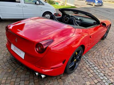 Ferrari California T DCT Rosso usata Costa Volpino