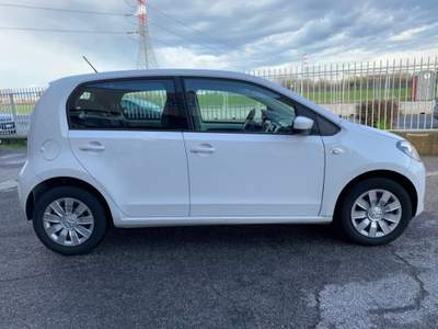 Volkswagen up! 1.0 5p. club up Bianco usata Nova Milanese