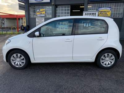 Volkswagen up! 1.0 5p. club up Bianco usata Nova Milanese