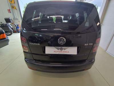Volkswagen Touran 2.0 TDI 140CV DPF DSG Highline Nero usata Alghero