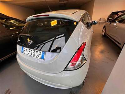 Lancia Ypsilon 5 Porte 1.2 69cv Gold S S Grigio usata Correggio