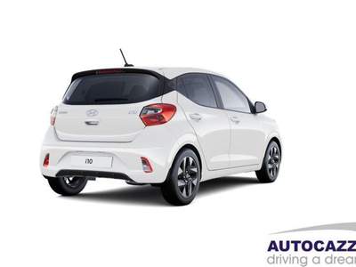 Hyundai i10 1.0 67cv AUTOMATICA CONNECTLINE/PRIME IN OFFERTA Bianco usata Olgiate Molgora