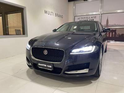 Jaguar XF  2.0d 180 CV AWD Pure Automatico Grigio usata Ripalimosani