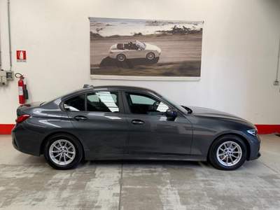 BMW Serie 3 320d d 48V Business Advantage AUTOM. Grigio usata Montano Lucino