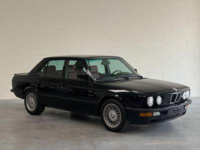 BMW Serie 5 M5 M5 E 28  Nero usata Brembate