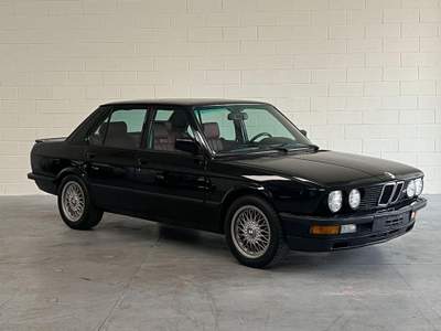 BMW Serie 5 M5 M5 E 28  Nero usata Brembate