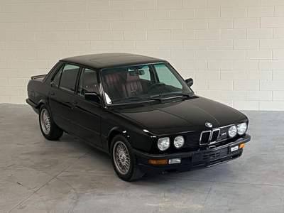 BMW Serie 5 M5 M5 E 28  Nero usata Brembate