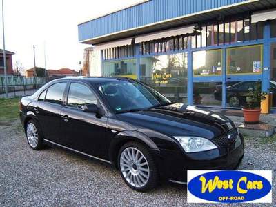 Ford Mondeo 3.0i V6 4p. ST220 Grigio usata Vigevano