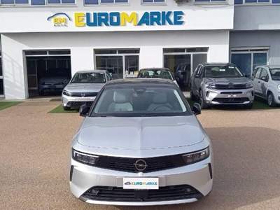 Opel Astra 1.6 hybrid Business Elegance 180cv at8 usata Tortolì