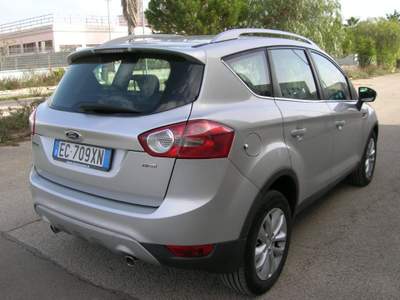 Ford Kuga 2.0 TDCi 163 CV 4WD Titanium DPF Argento usata Montemesola