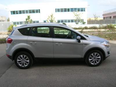 Ford Kuga 2.0 TDCi 163 CV 4WD Titanium DPF Argento usata Montemesola