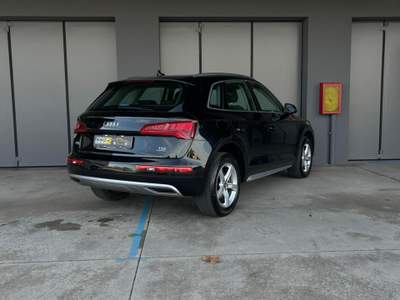 Audi Q5 2.0 TDI 190 CV quattro S tronic Business Sport Nero usata Monselice