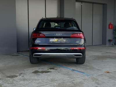 Audi Q5 2.0 TDI 190 CV quattro S tronic Business Sport Nero usata Monselice