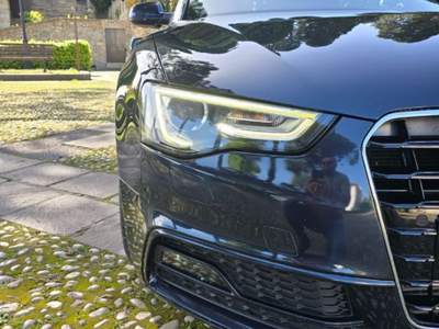 Audi A5 Cabrio 2.0 TDI 177 CV multitronic Advanced Blu/Azzurro usata Conegliano