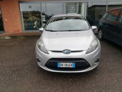 Ford Fiesta Ambient Argento usata Carbonara Scrivia