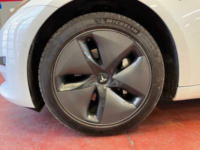 Tesla Model 3 Standard RWD Plus Bianco usata Verona