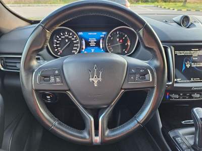 Maserati Levante perfetta unico proprietario Nero usata LEVERANO