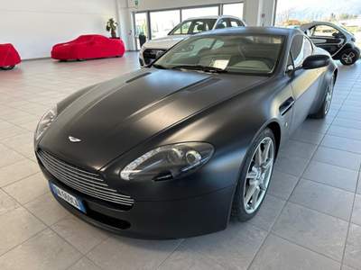 Aston Martin V8 Vantage Vantage Coupé Grigio usata Gemona del Friuli