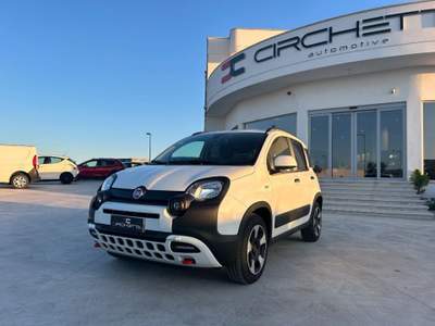 Fiat Panda 1.0 FireFly S&S Hybrid City Cross Bianco usata Poggiardo