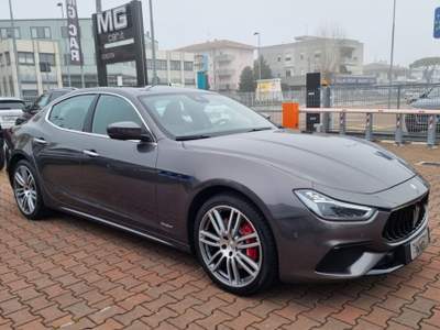 Maserati Ghibli L4 330 CV MHEV Gransport-TETTO-LED-CERCHI 20 Grigio usata Rimini
