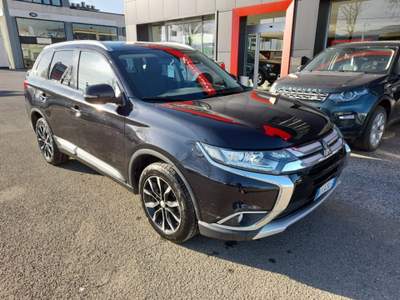 Mitsubishi Outlander 2.2 DI-D 4WD Intense aut. Nero usata Scarperia e San Piero