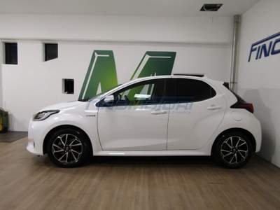Toyota Yaris 1.5 Hybrid 5 porte Bianco usata Fino Mornasco