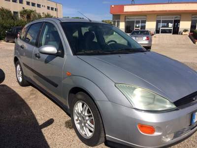 Ford Focus  Grigio usata Ragusa