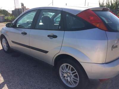 Ford Focus  Grigio usata Ragusa
