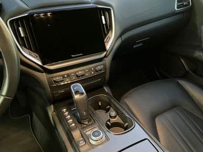 Maserati Ghibli L4 330 CV MHEV Gransport Grigio usata Roma