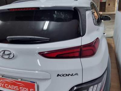 Hyundai Kona unico proprietario Bianco usata Cerignola
