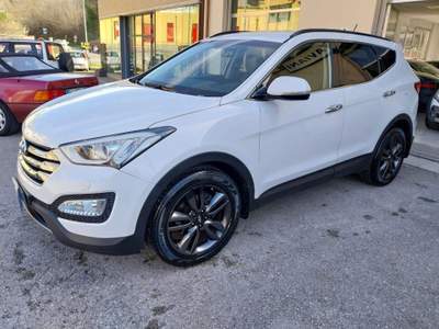 Hyundai Santa Fe 2.2 CRDi 4WD A/T Style Bianco usata Urbino